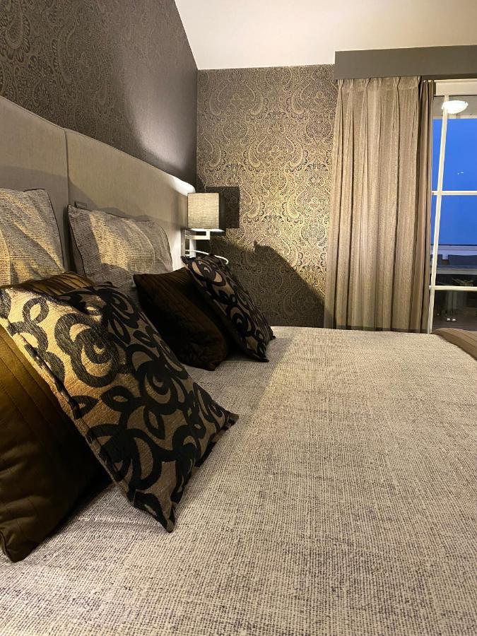 Charmehotel Kruishof Остенде Экстерьер фото